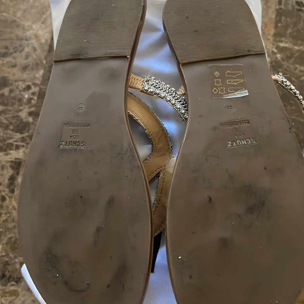 Women’s Schultz sandals - Picture 2 of 3